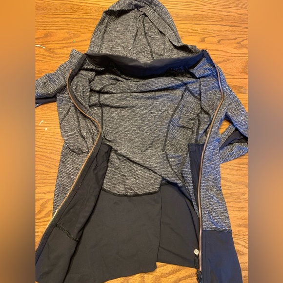 Lululemon Daily Practice Jacket - Picture 13 of 16